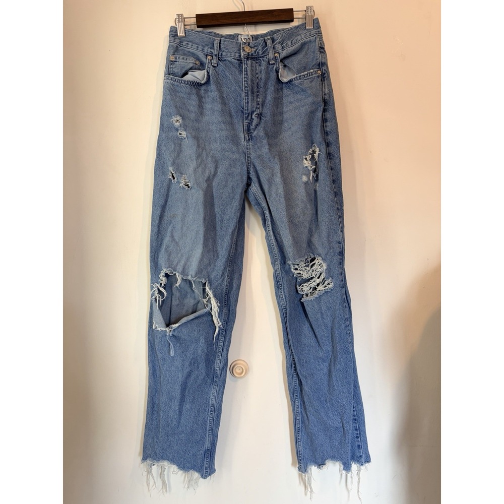 Urban Outfitters BDG High Rise Baggy Jeans Size 29 Distressed Lightwash Raw Hem